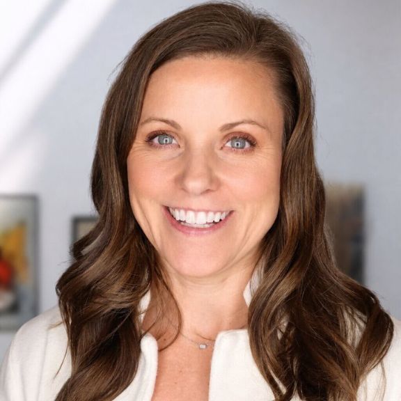 Lindsey Dawes